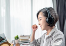 Empowering Educators: How AI is Transforming Remote Learning