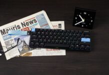 Epomaker’s First Carbon Fiber Keyboard- the Epomaker Carbon 60