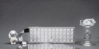 The Epomaker Luma40: The Beauty of Symmetry