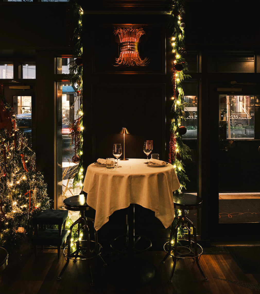 Alouette Bistro: Paris-Style Holiday Happy Hour in Downtown Vancouver